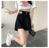 Jeansshorts mit hoher Taille und schlichten Farben
